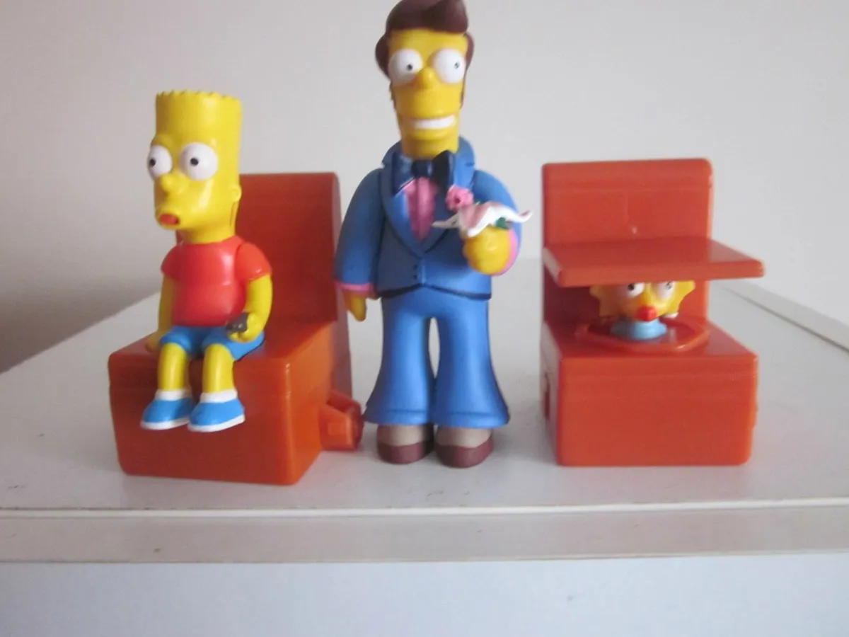 2008 Burger King  The Simpsons Bart+ Maggie Toy Co - Image 1