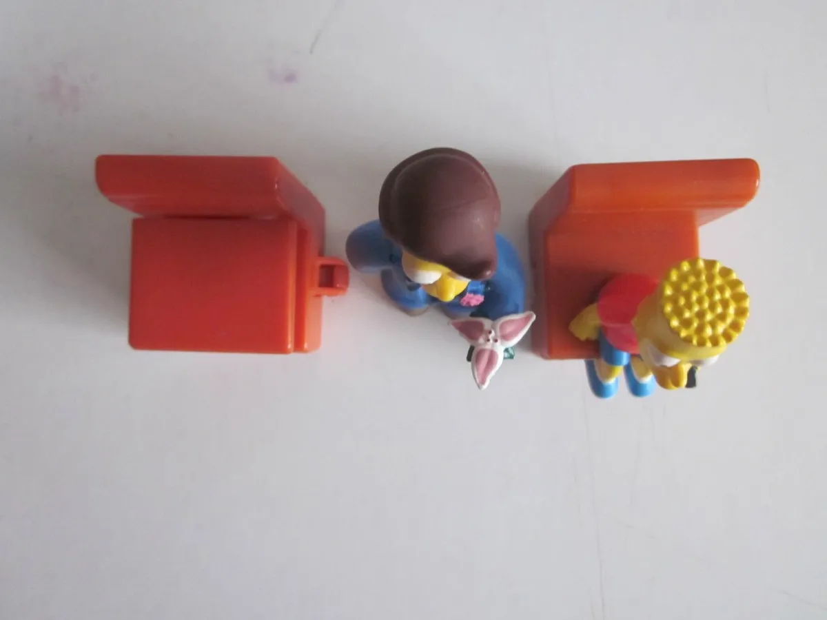 2008 Burger King  The Simpsons Bart+ Maggie Toy Co - Image 2