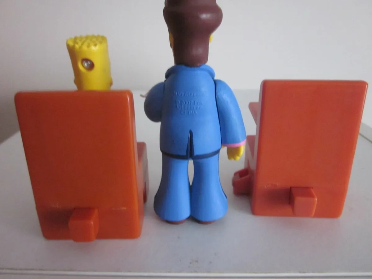 2008 Burger King  The Simpsons Bart+ Maggie Toy Co - Image 3