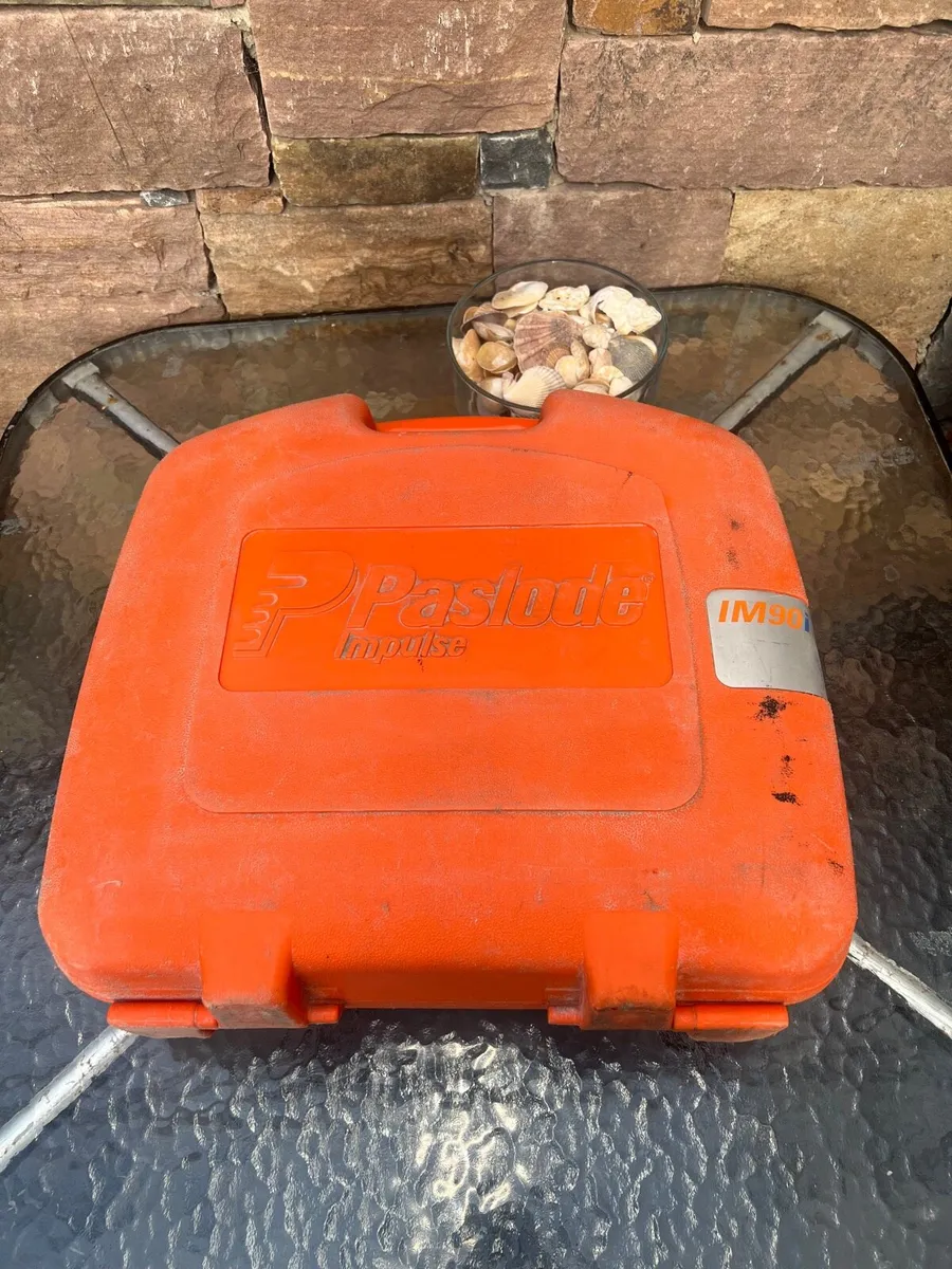 Paslode 1st fix nail gun IM90i - Image 2