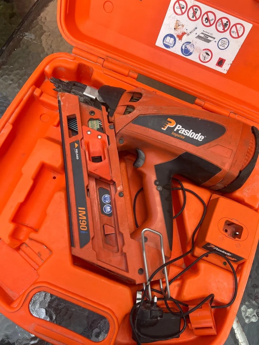 Paslode 1st fix nail gun IM90i - Image 3