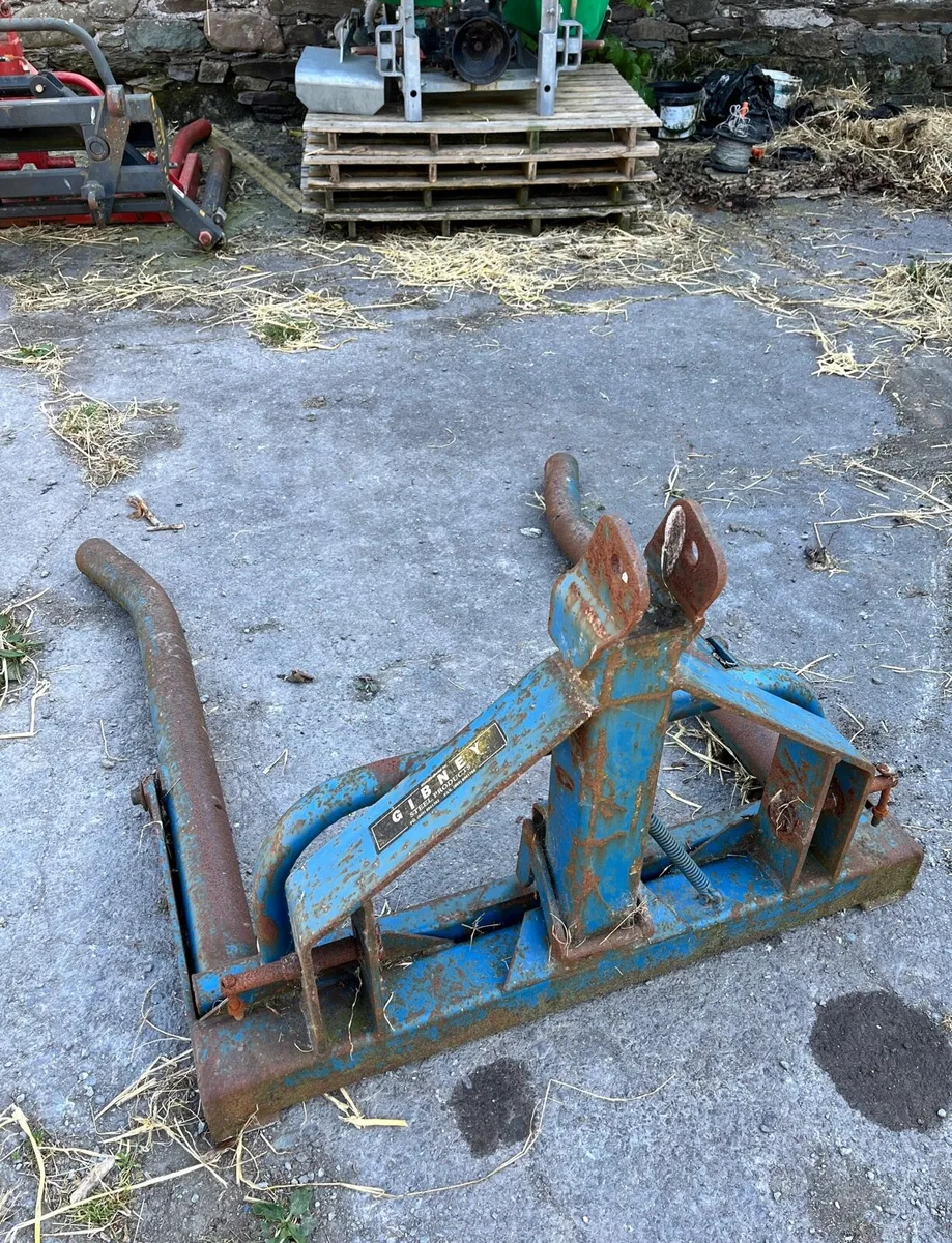 Gibney Bale Handler - Image 1