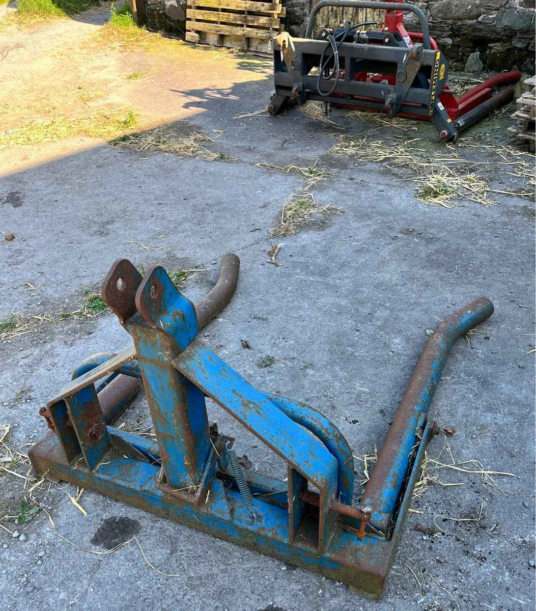 Gibney Bale Handler - Image 2