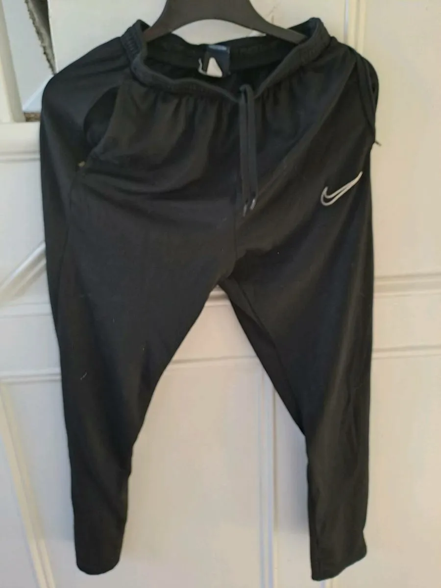Free Nike tracksuit pants size XL black - Image 1