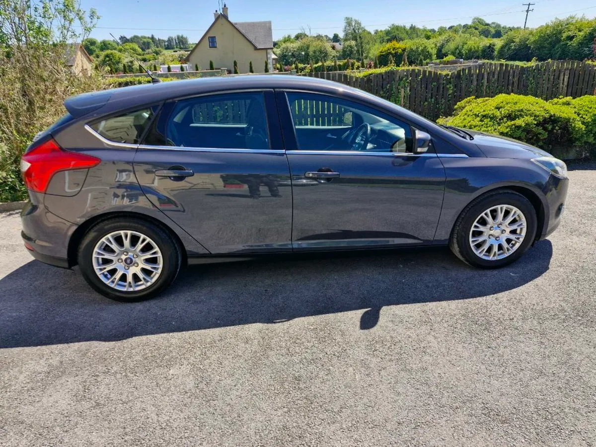 2011 ford focus Titanium - Image 1