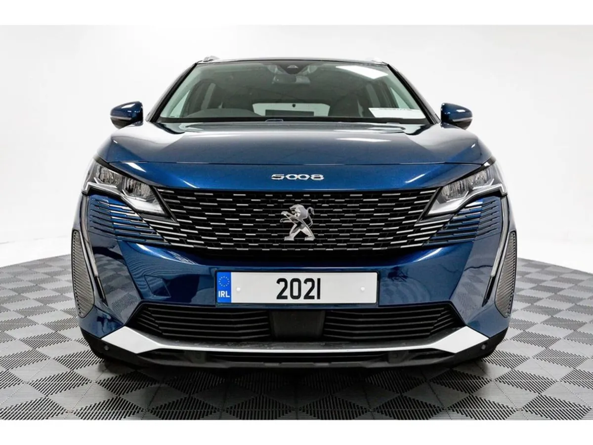 Peugeot 5008 Allure Premium 1.5 Diesel 130HP - Image 2
