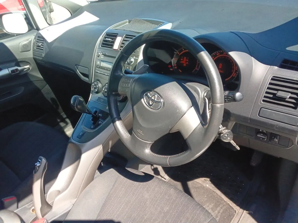 Toyota Auris TR Vvt-i Auto 1598 - Image 4