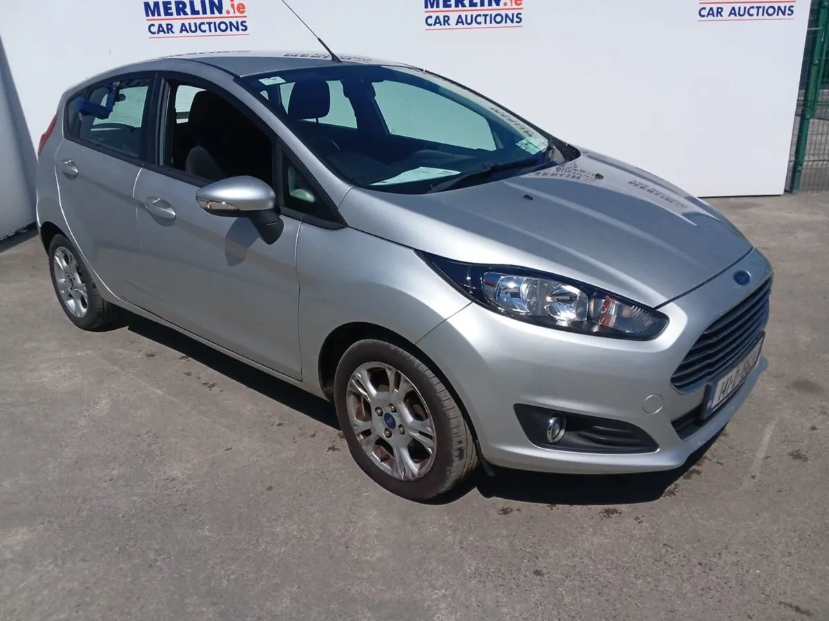 Ford Fiesta Zetec 1.25 60ps M5 - Image 2
