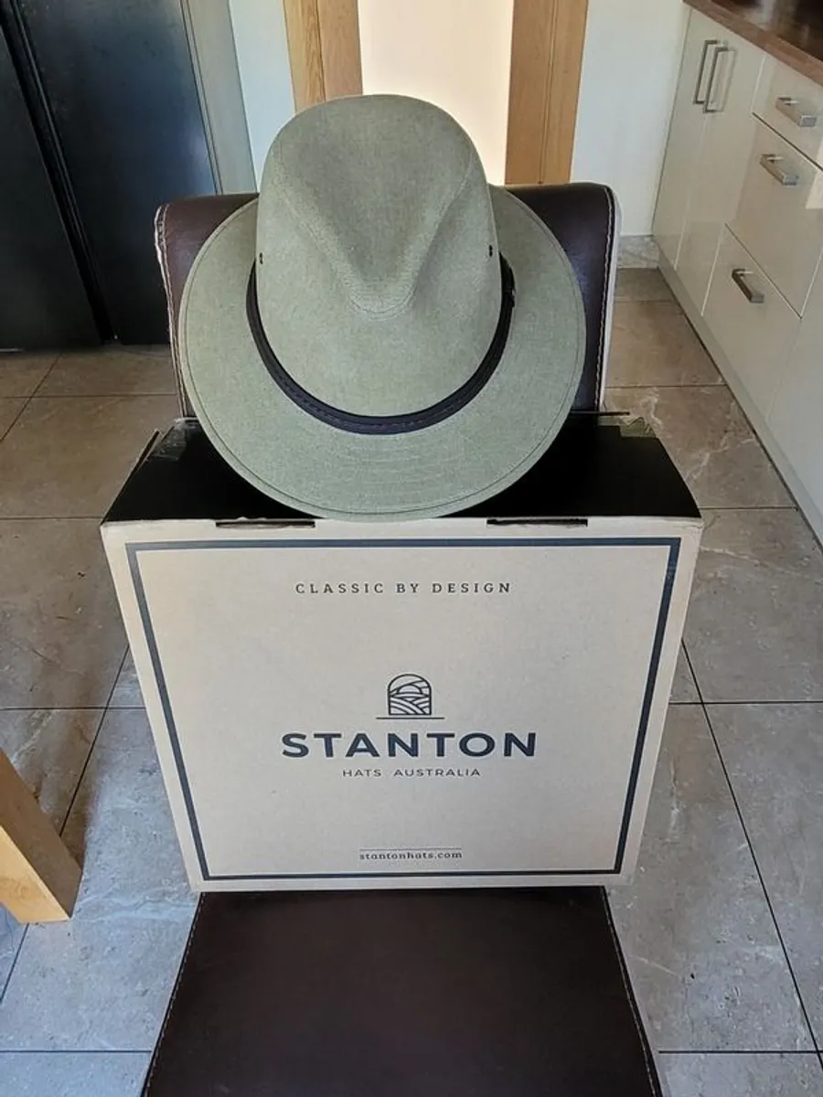 Men's Hat - Image 1