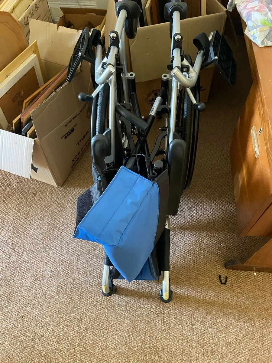 Wheelchair - Image 4