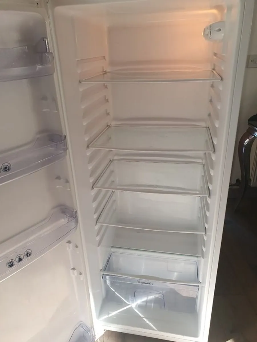 Whirlpool fridge - Image 4