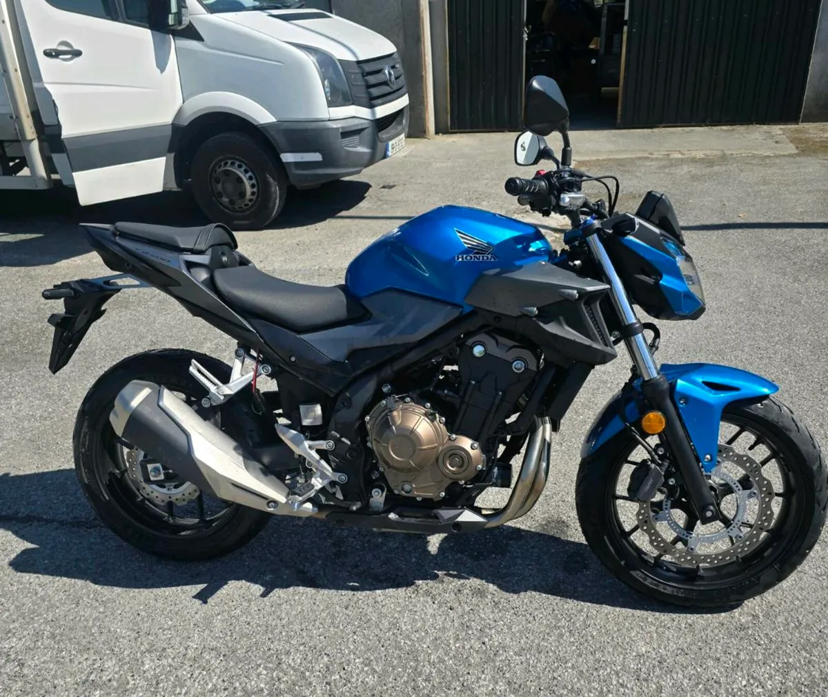 Honda CB500F - Image 1
