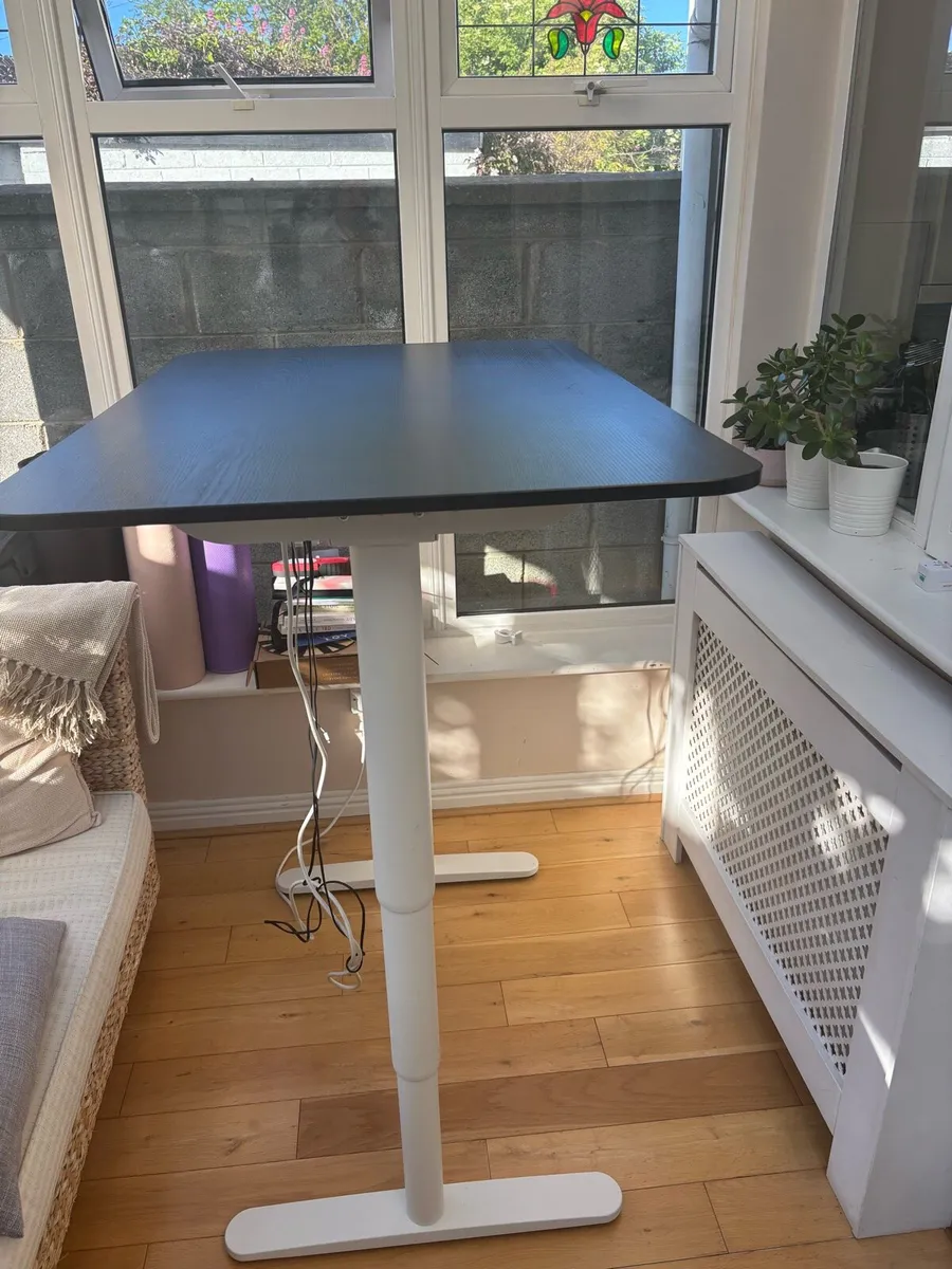 Ikea electric standing desk - Image 3