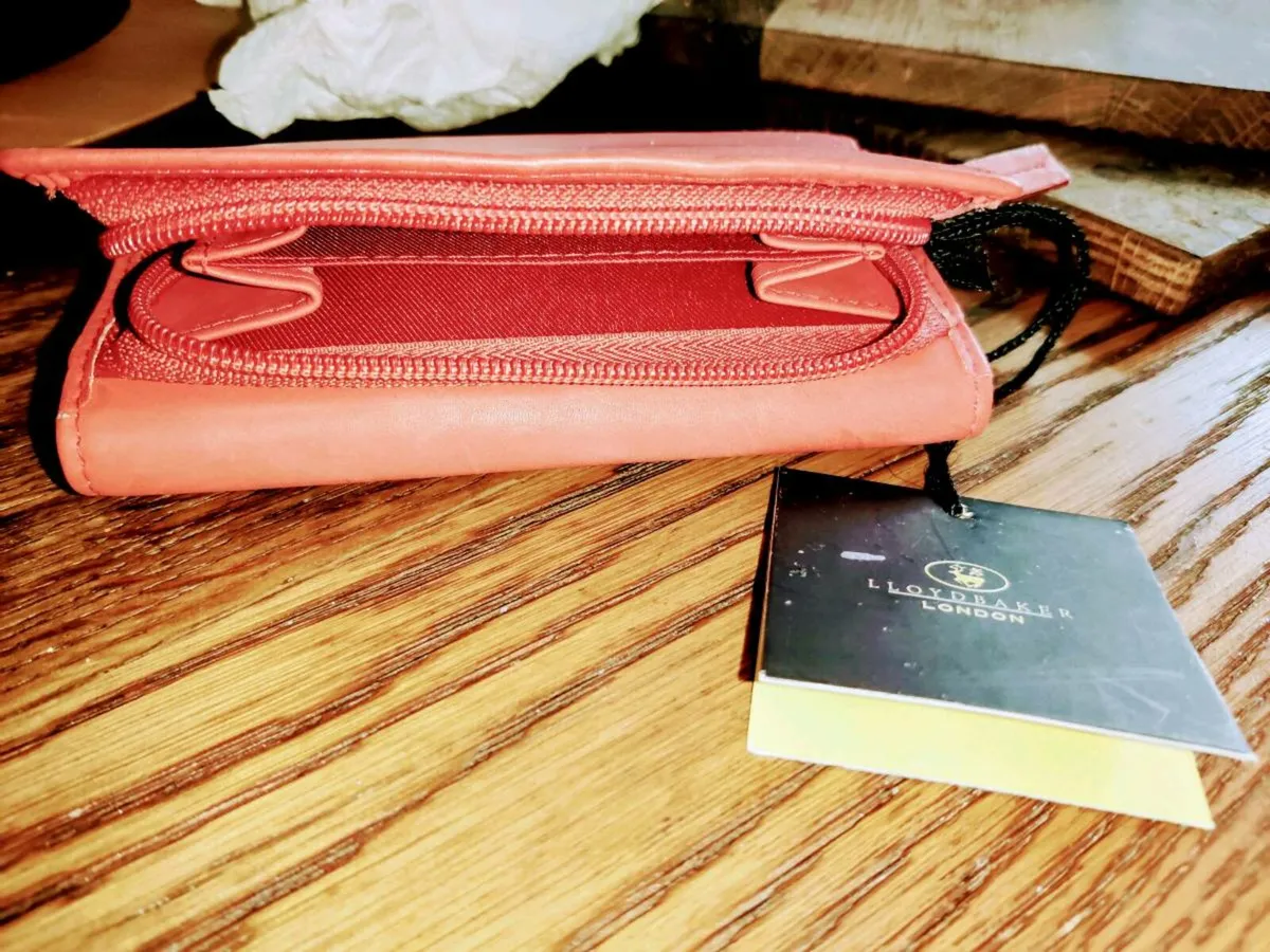LLOYD BAKER LONDON, New Designer Wallet/Purse ! - Image 3