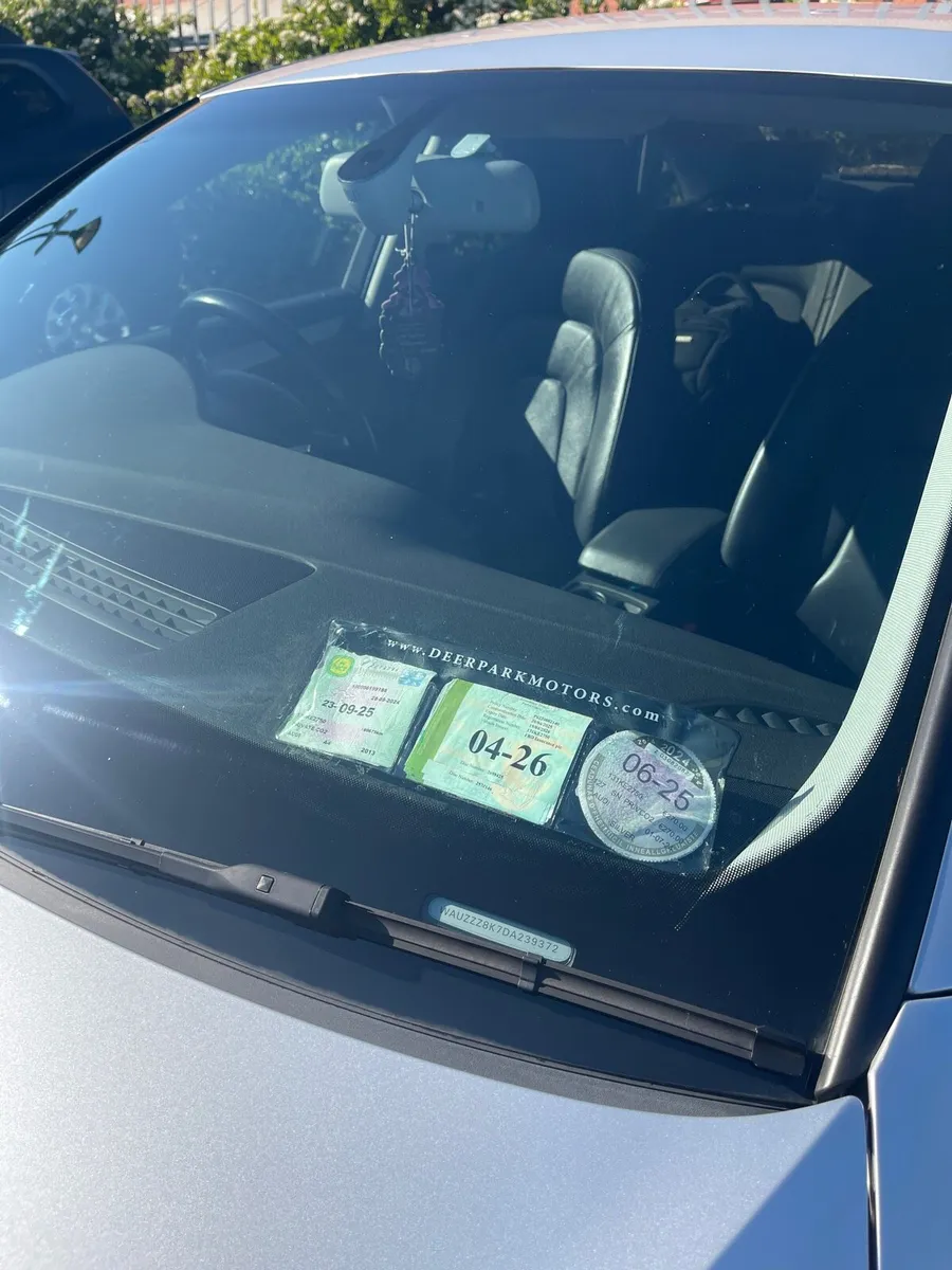 A beautiful, low mileage Audi A4 131 for Sale - Image 3