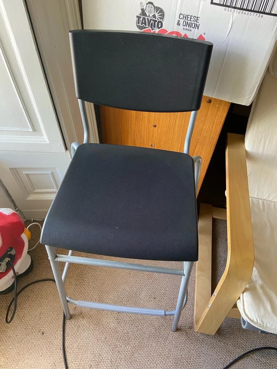 Chairs - Image 4