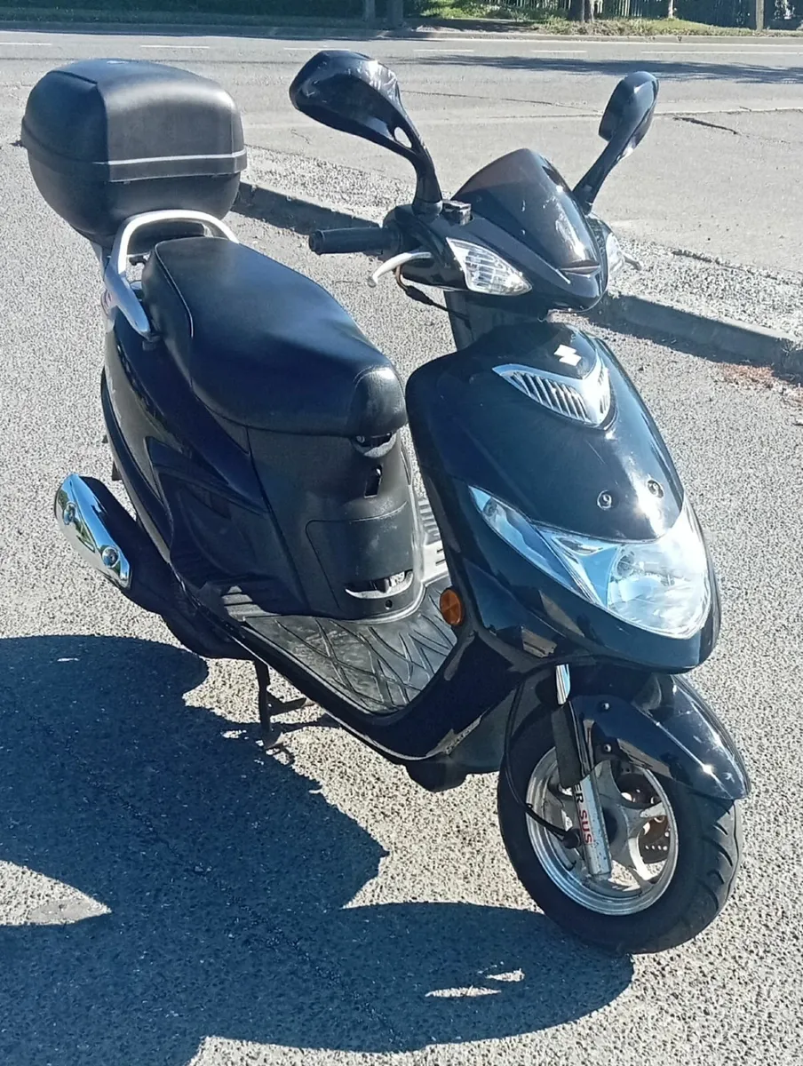 Suzuki AN 125HK - Image 1
