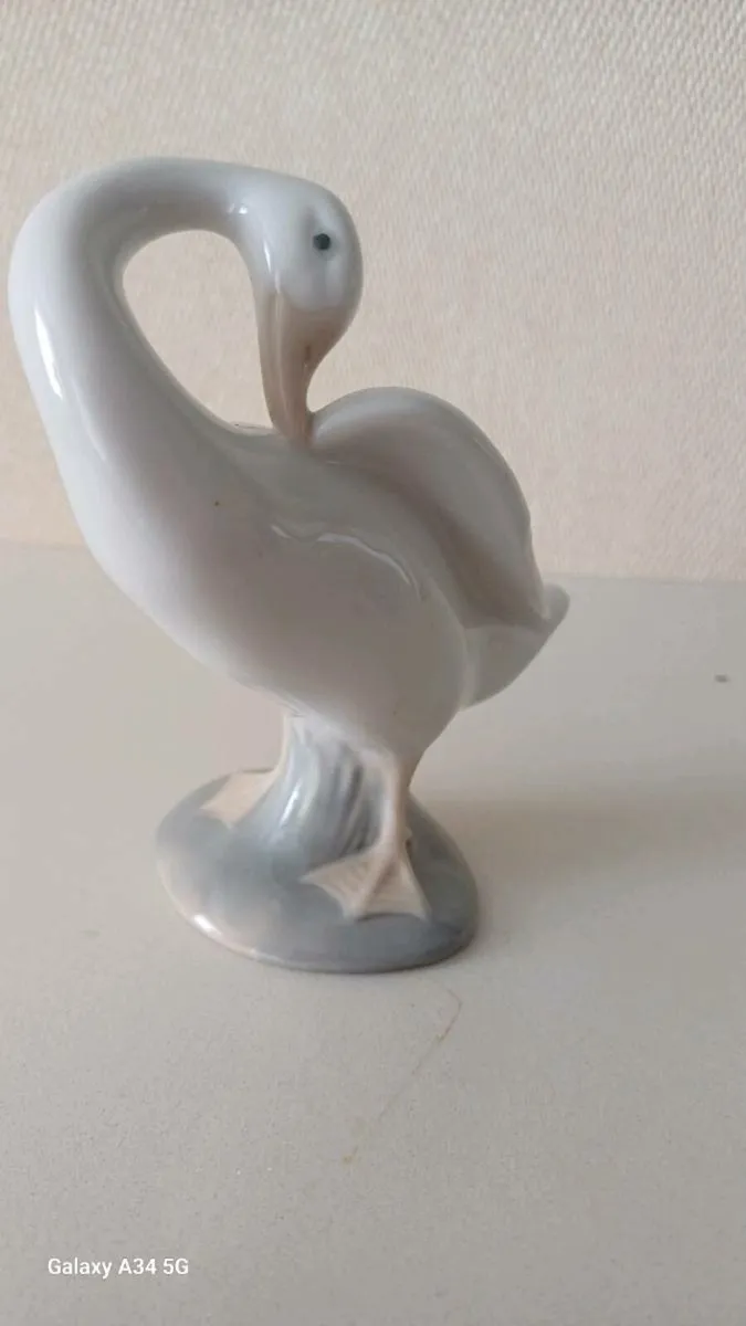 Vintage Lladro GooseFigurine