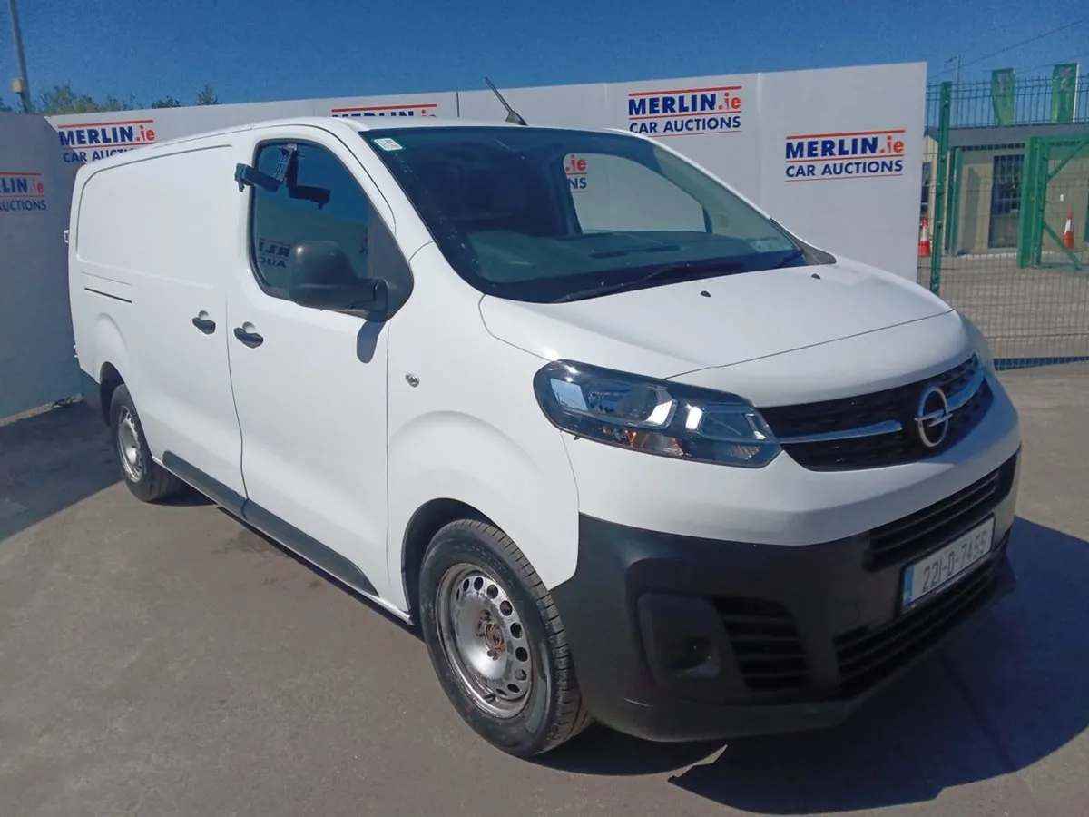 Nissan NV400 L2 H2 FWD 135 My20 2299 - Image 2