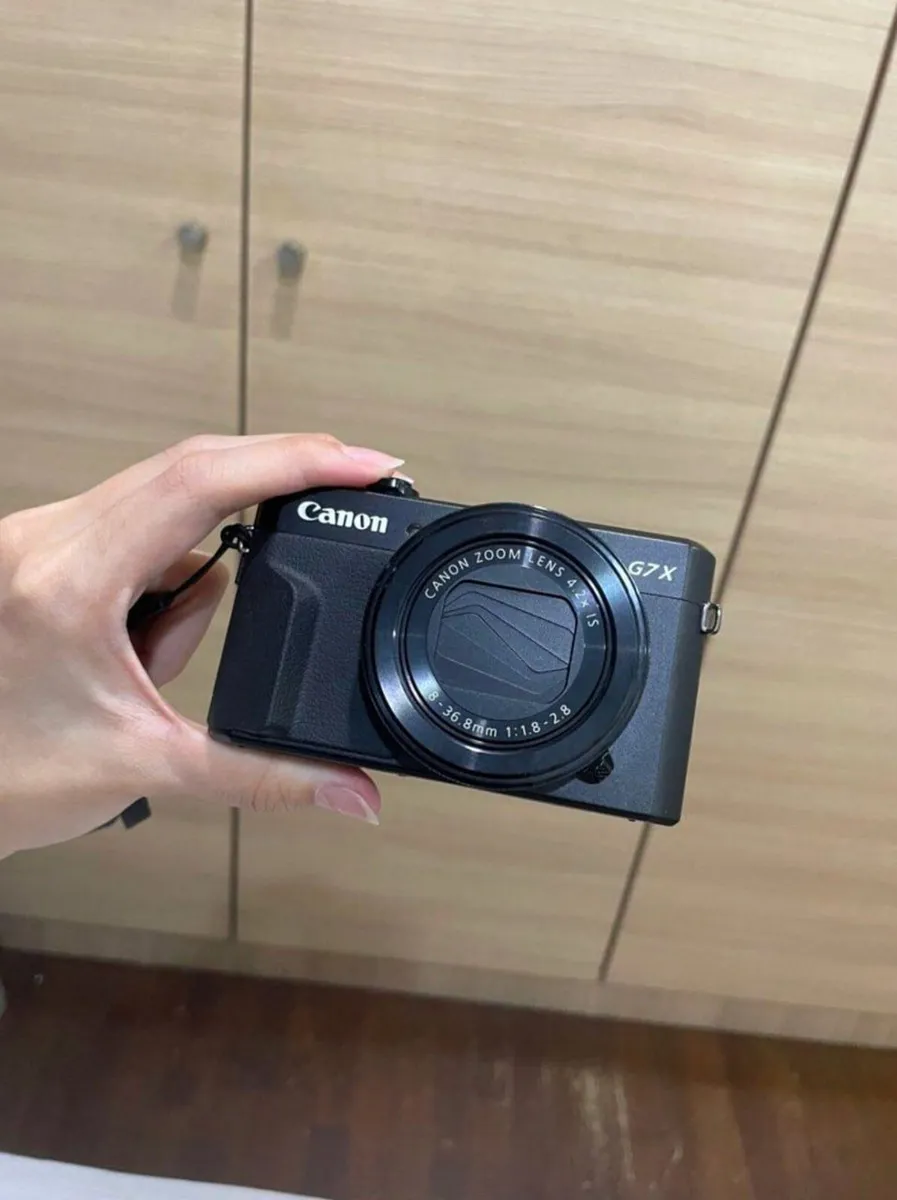 Canon PowerShot G7X Mark II Joby Tripod Accessorie - Image 1