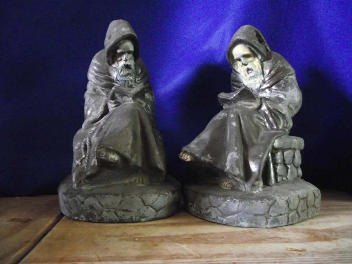 Vintage Spelter Gothic Bookends - Image 4