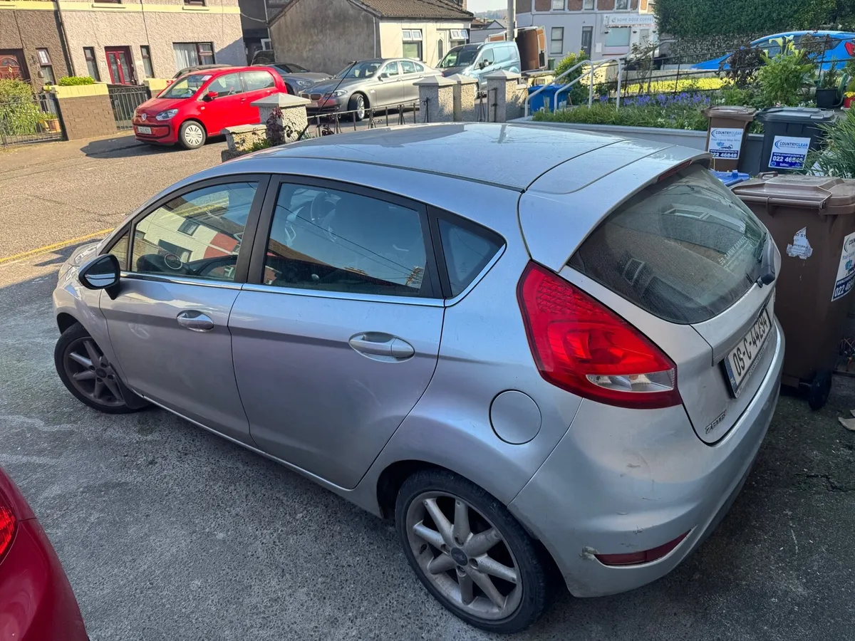 Ford Fiesta 2009 1.2 - Image 2