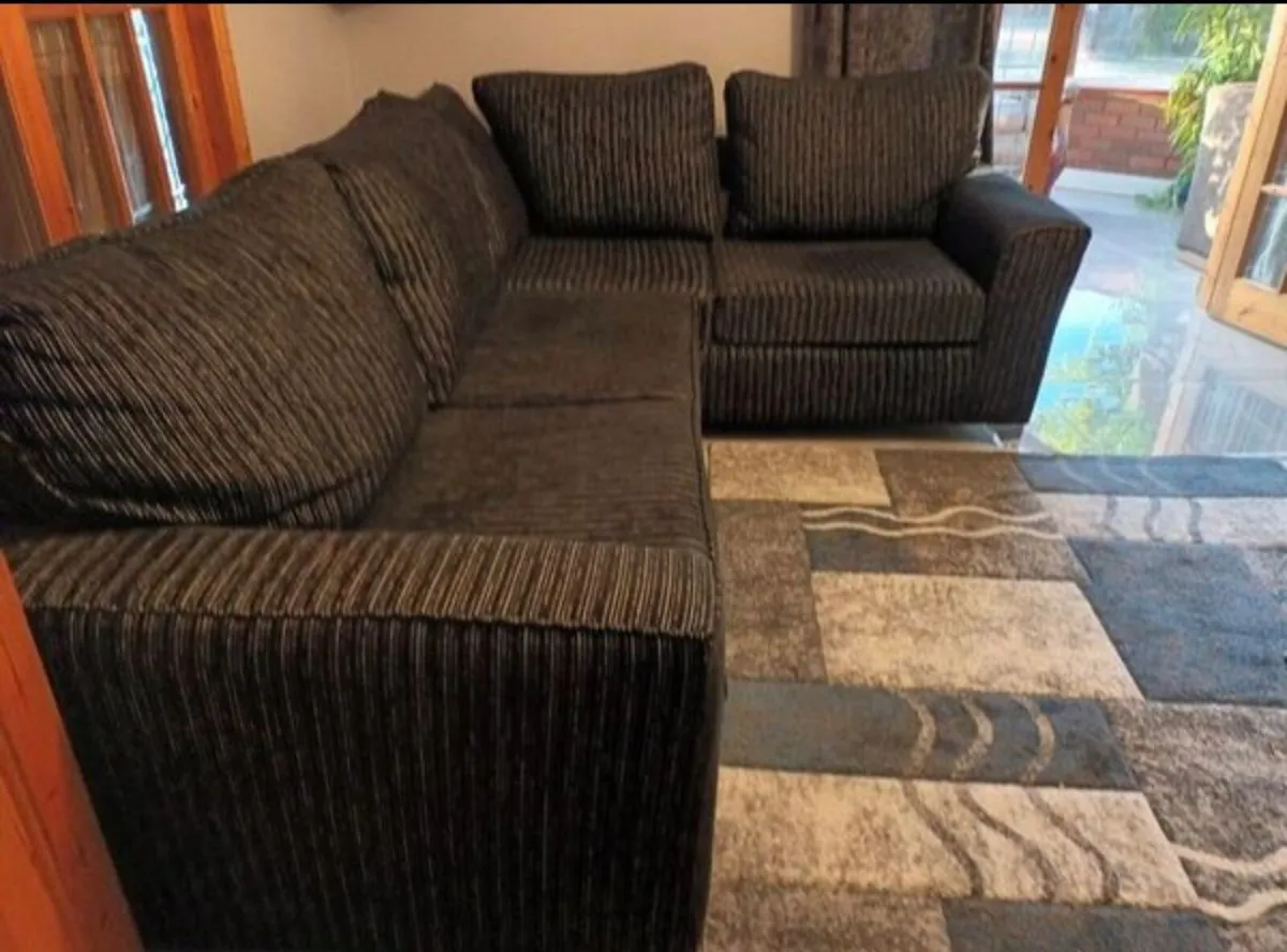 Corner suite of furniture - Image 3