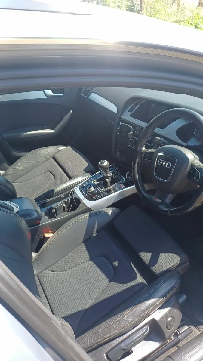 Audi A4 2011 - Image 4