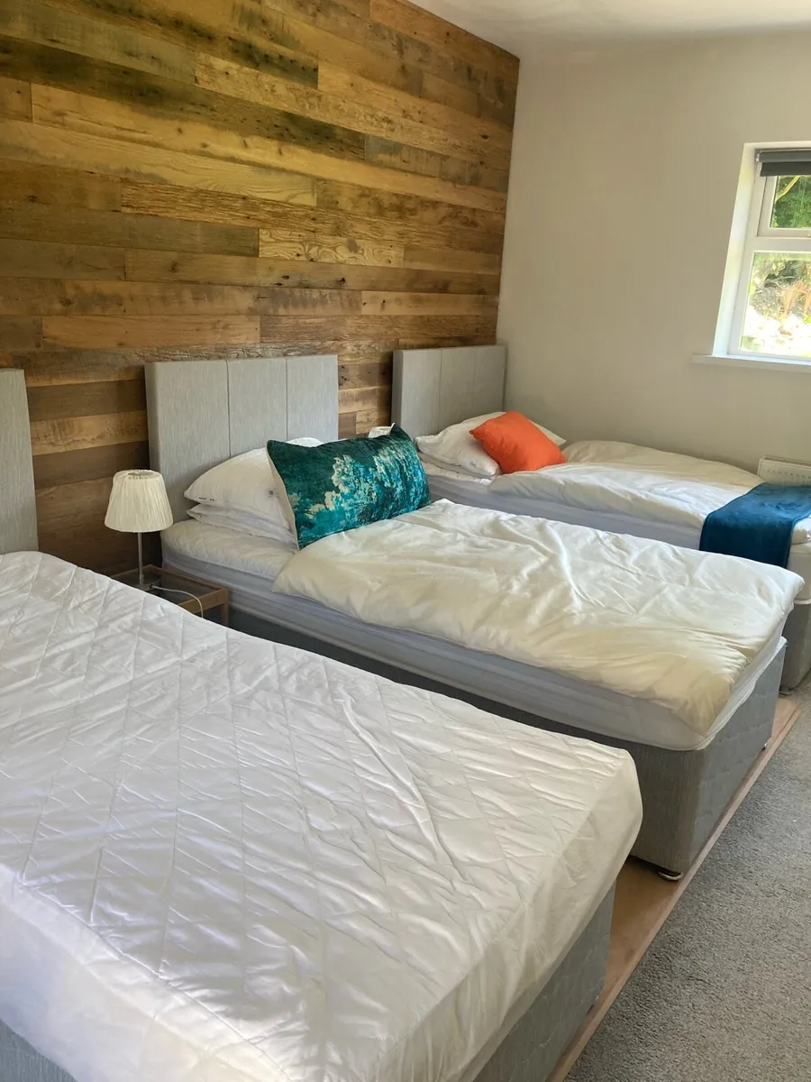 3 single beds with matching headboards - Image 1