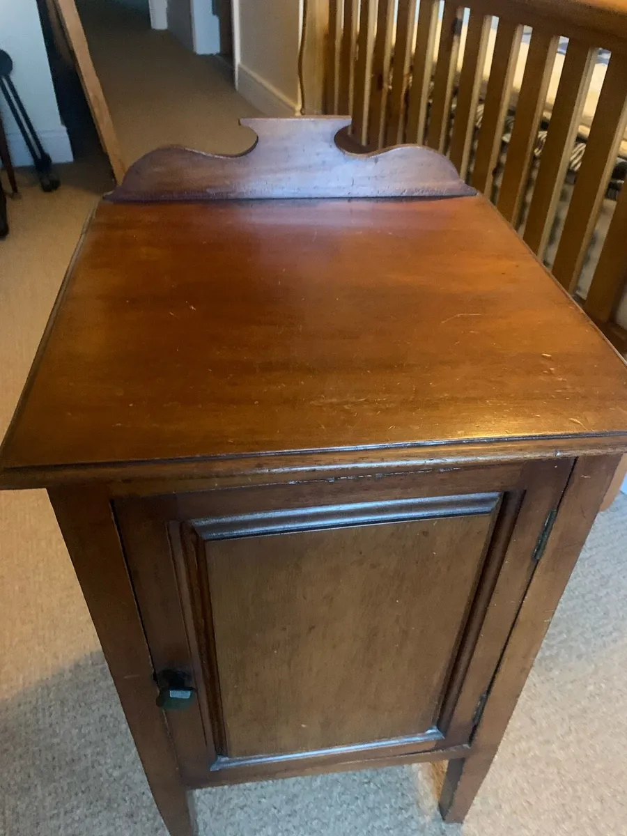 Vintage Locker - Image 2