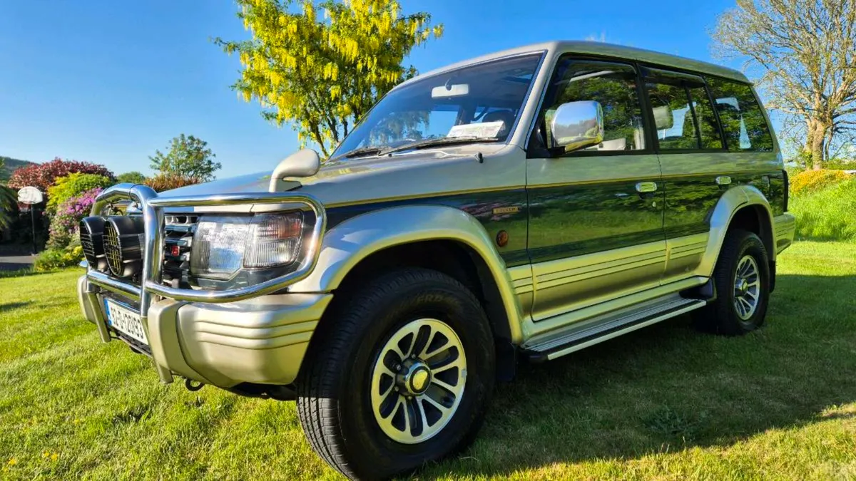 Mitsubishi Pajero V6 3000 Exceed - Image 2