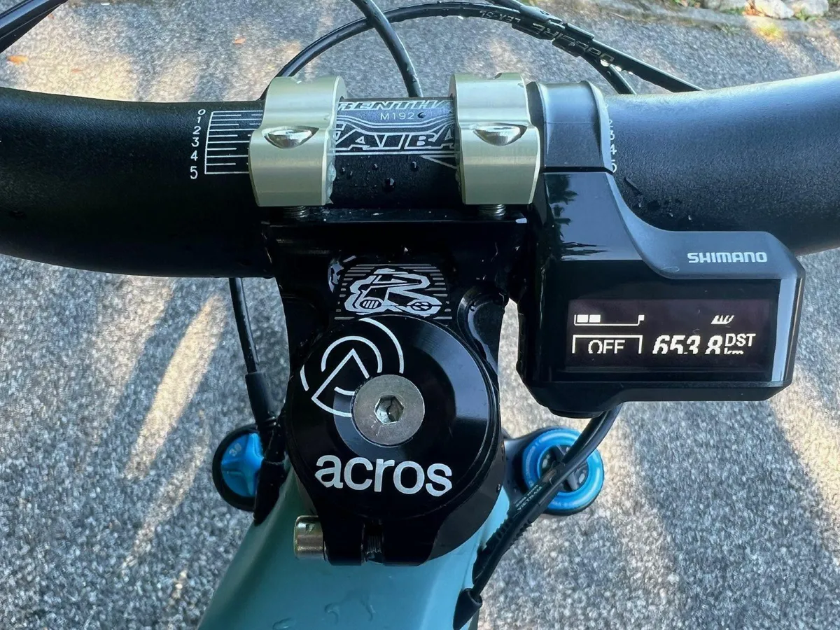 eMTB YT Decoy 29 Core 4 - Image 2