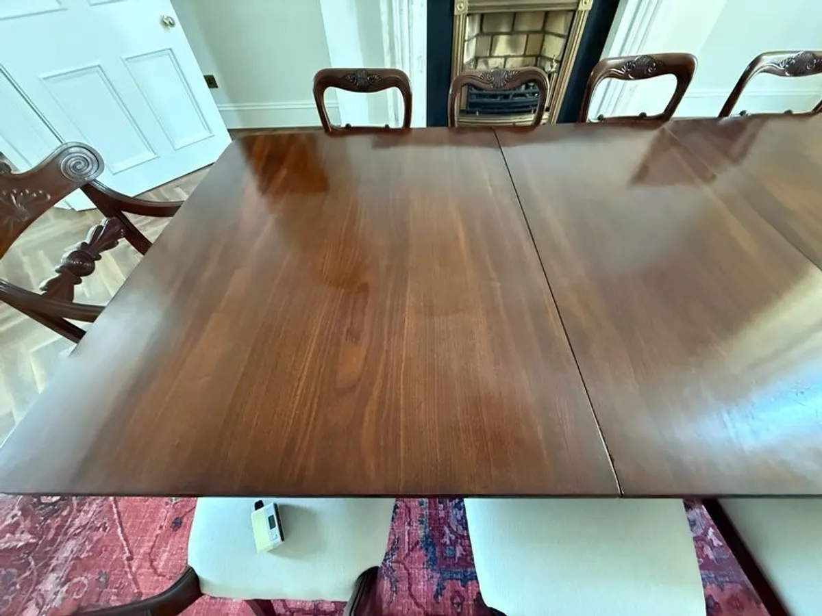 Regency dining table and William IV chairs - Image 3
