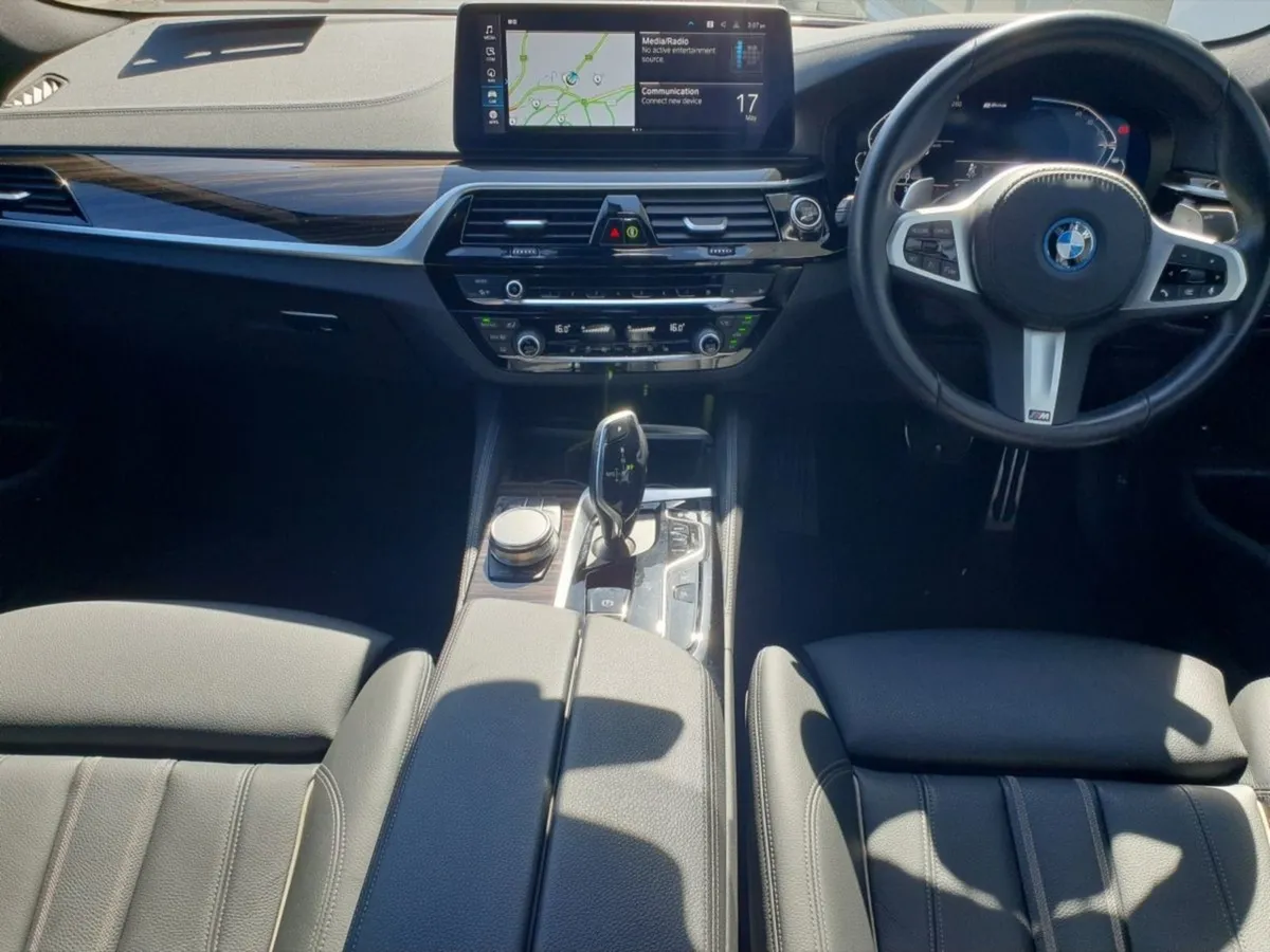 BMW 5 Series 530e M Sport - Image 3
