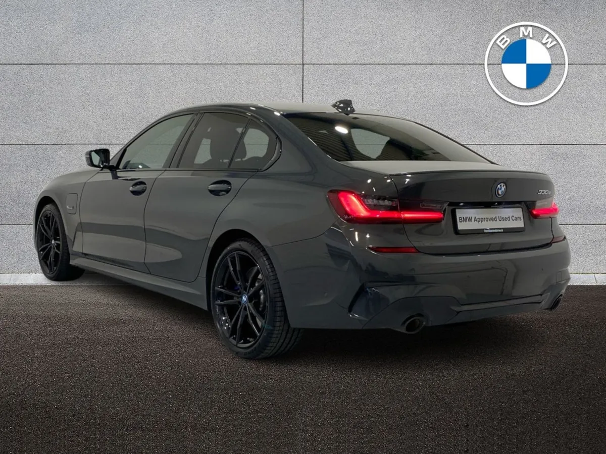 BMW 3 Series 330e M Sport Pro Edition - Image 3