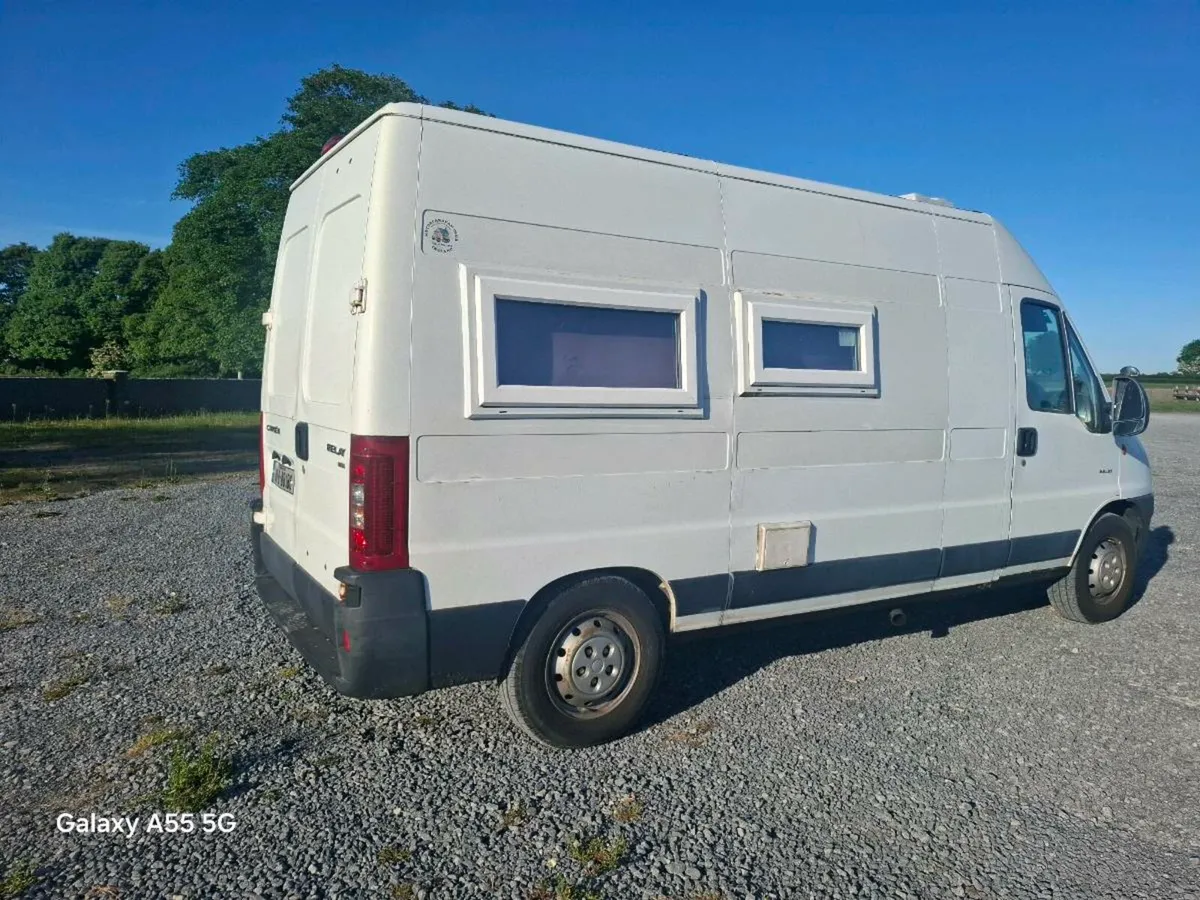Campervan Citroën Relay - Image 2