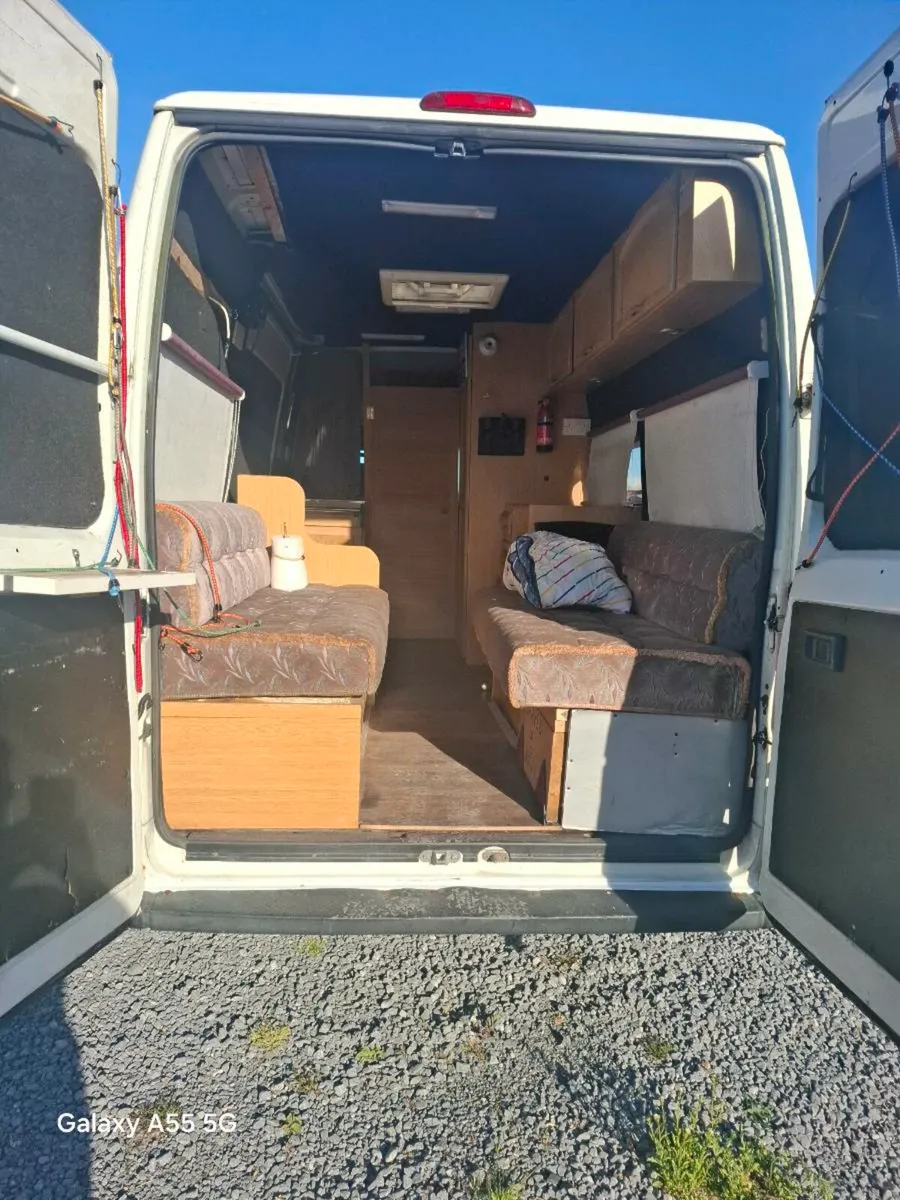 Campervan Citroën Relay - Image 4