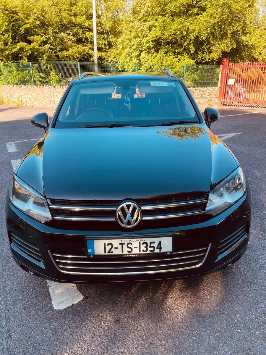 Volkswagen Touareg 2012 - Image 2