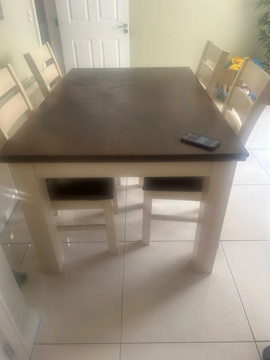 *Free Kitchen Table * - Image 2