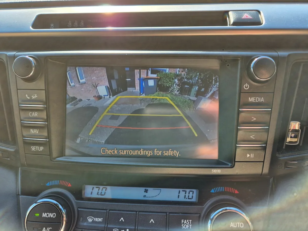 Toyota RAV4 2017 - Image 3