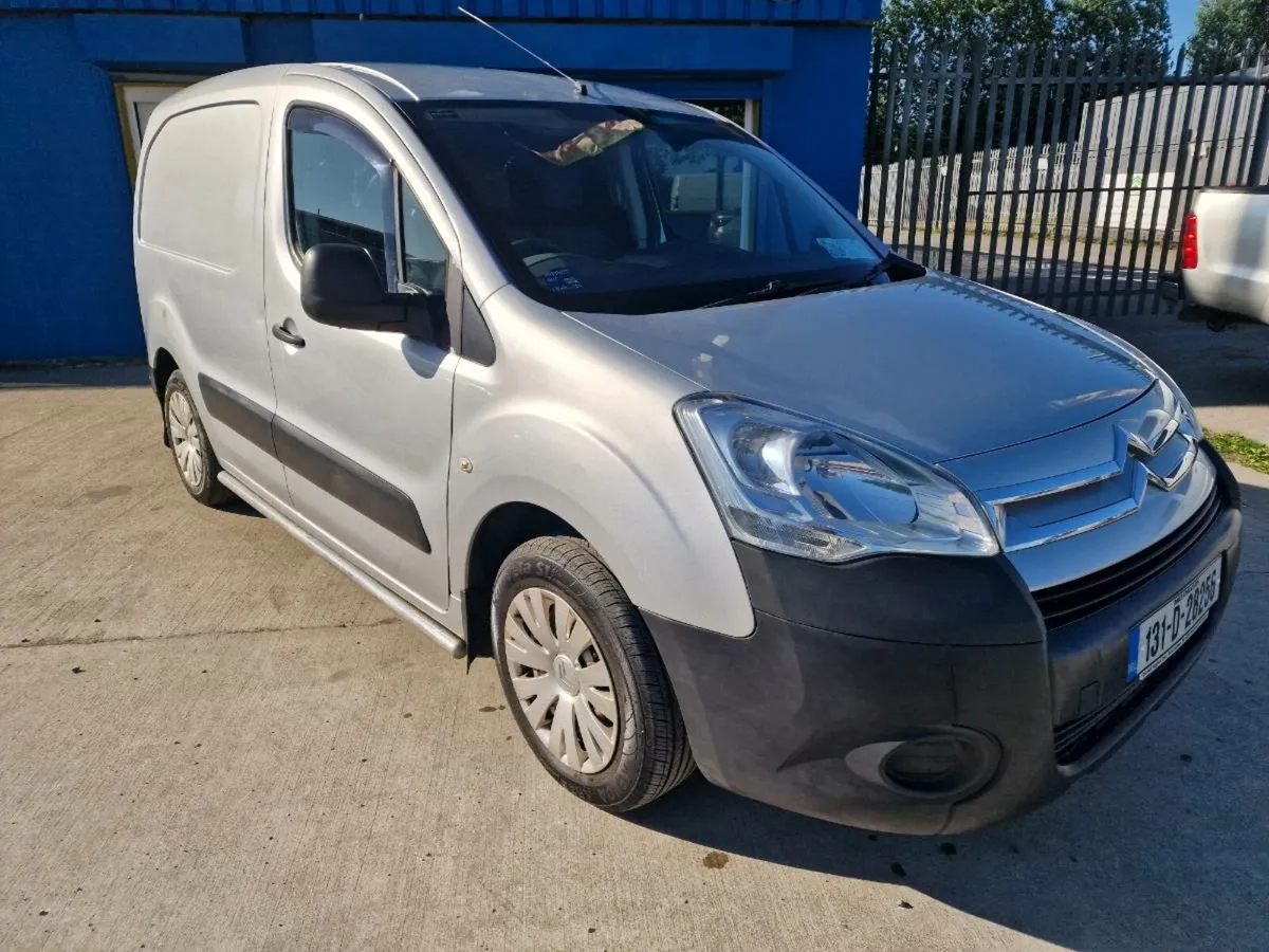 2013 clean Berlingo - Image 2