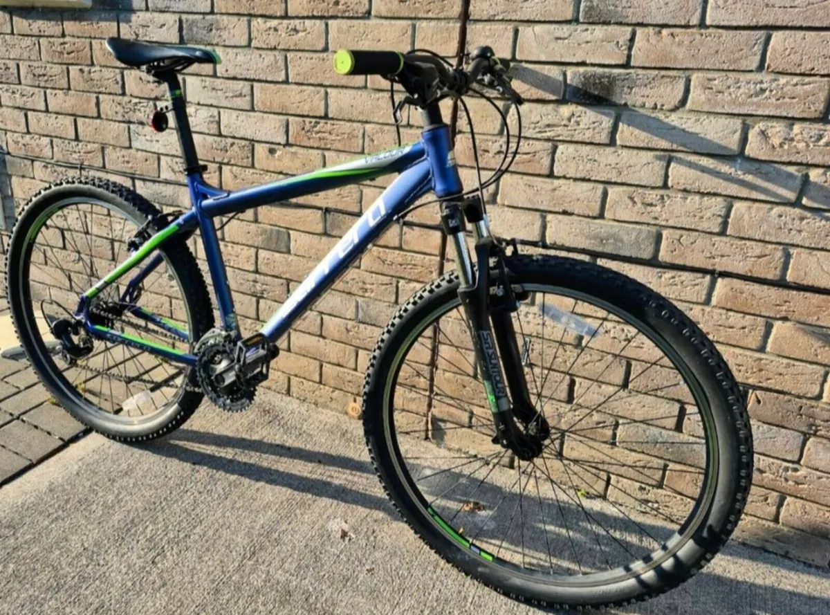 Adults Carrera Valour hybrid bike discount 27.5 - Image 3
