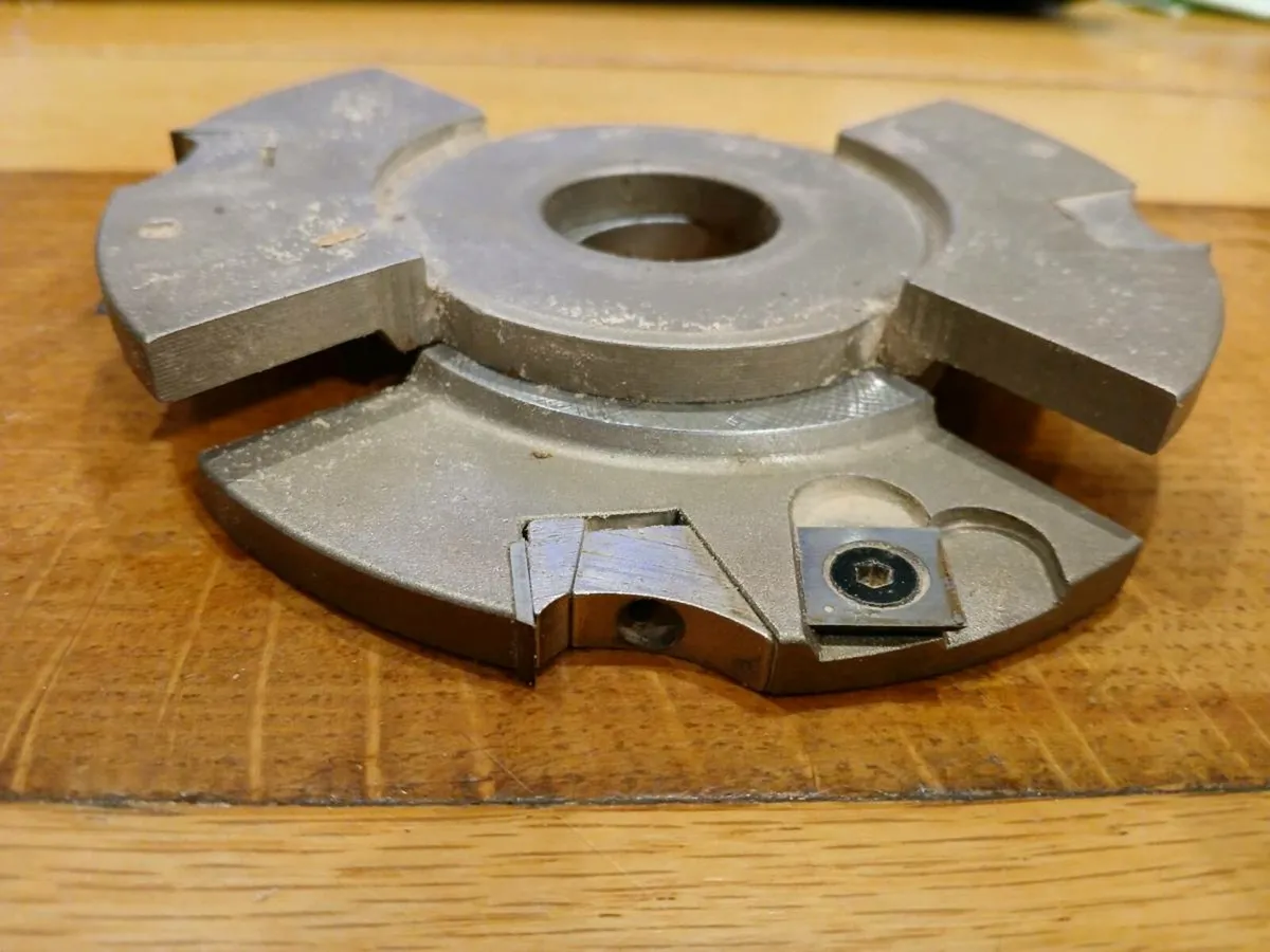 Shaker cutter head - Image 1