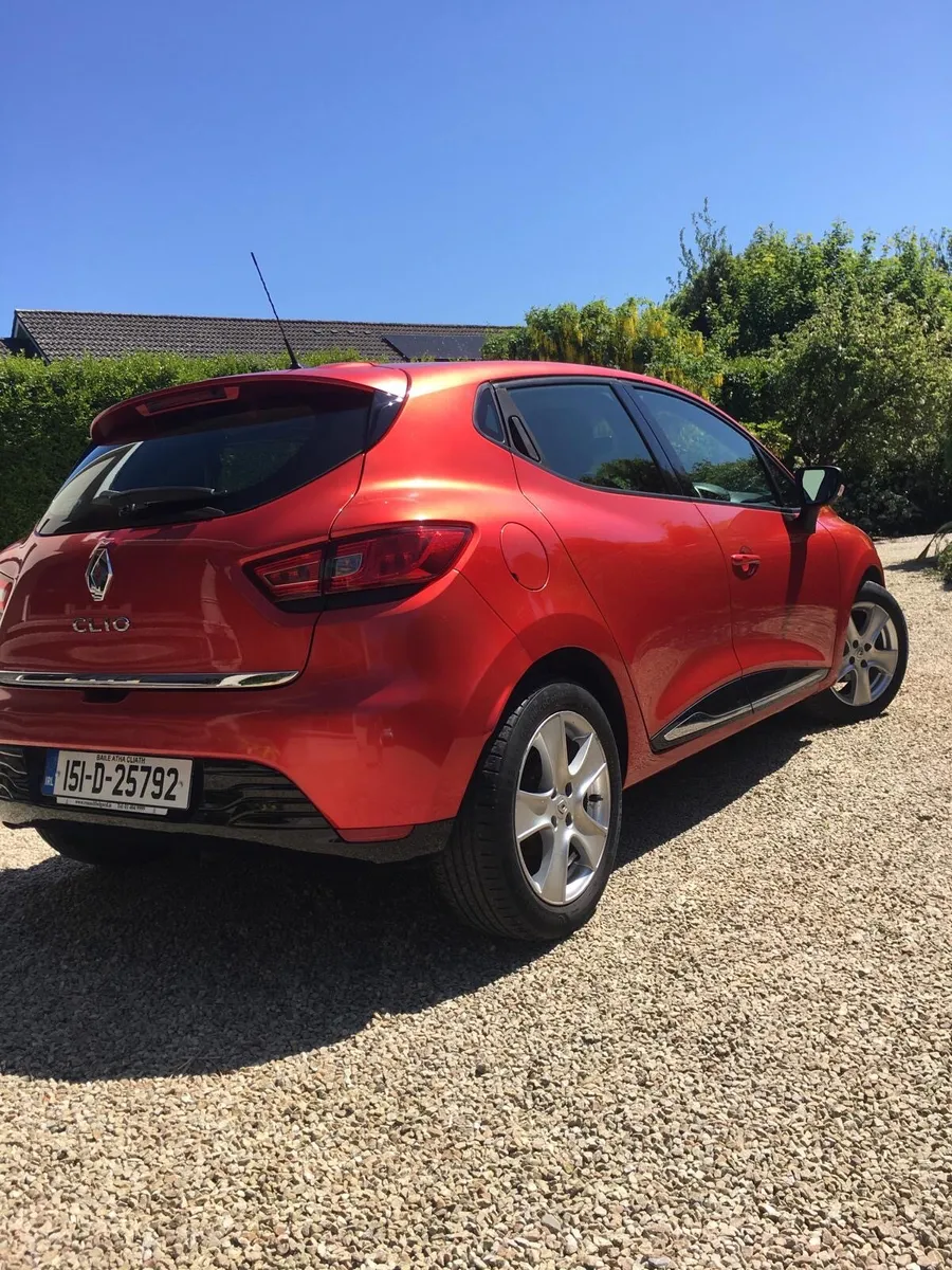 Renault Clio - Image 2