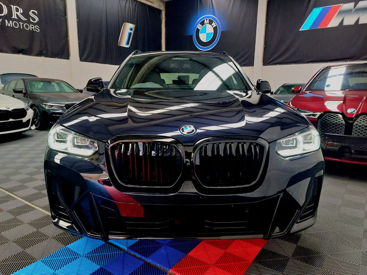 222 iX3 M SPORT( NEW MODEL (LOW MILES) PAN SUNROOF - Image 3