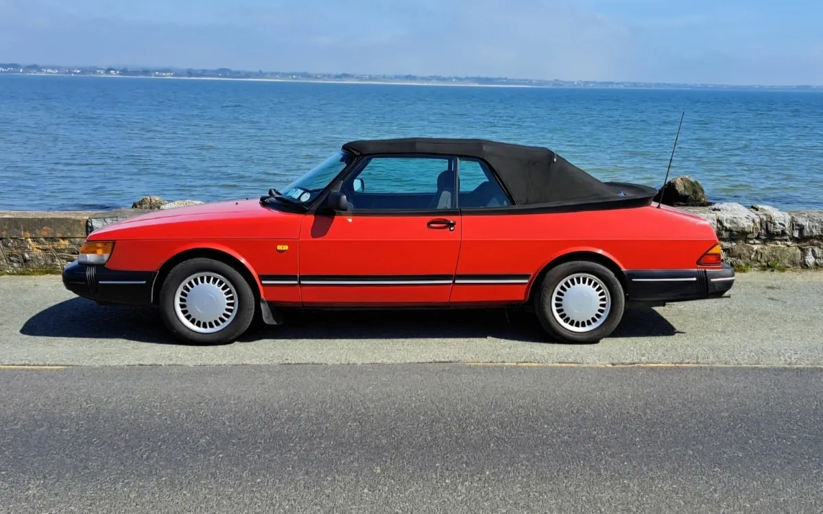 Saab 900 1993 - Image 1