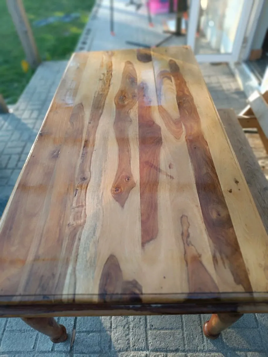 Solid kitchen table - Image 1