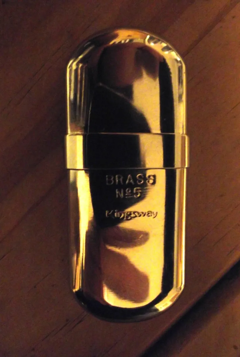 Kingsway No5 Brass Lighter - Image 3