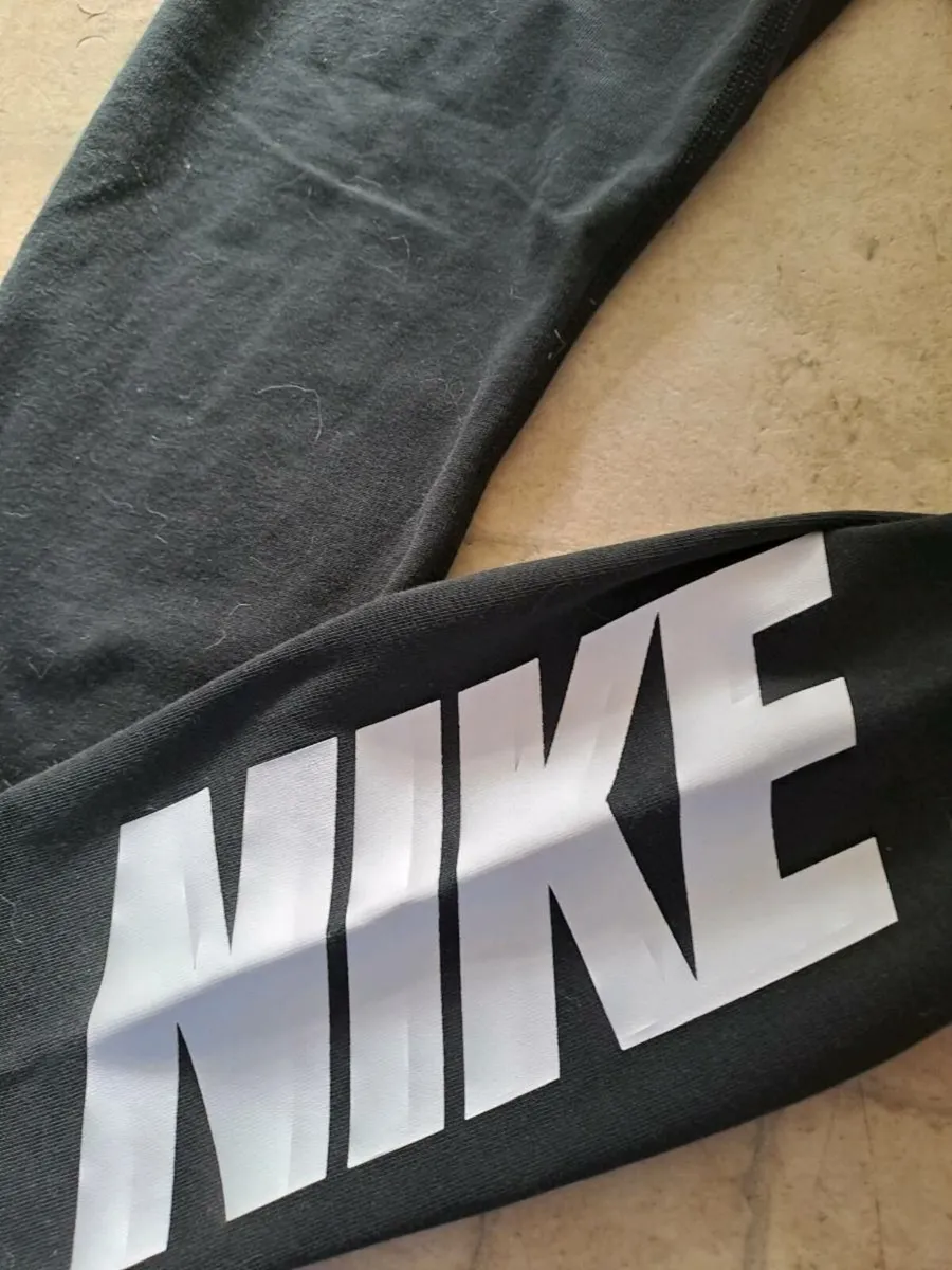 Nike running pants size S - Image 2