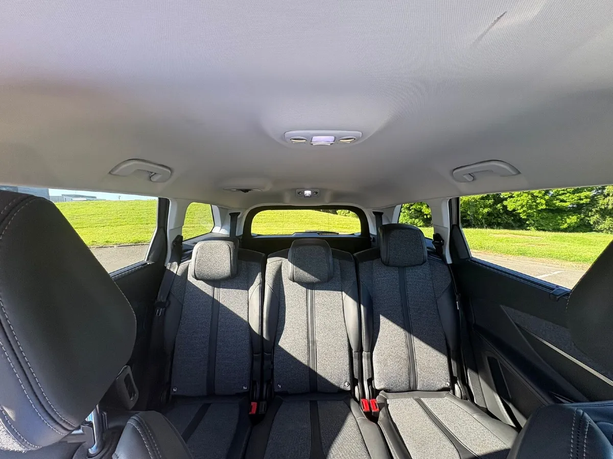 Peugeot 5008 2018 Allure Quick sale - Image 2